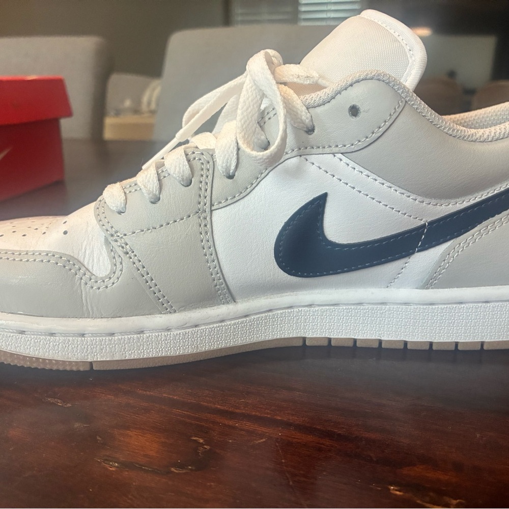 Nike Jordan White and Navy Low-Top Sneakers - Picture 5 of 10